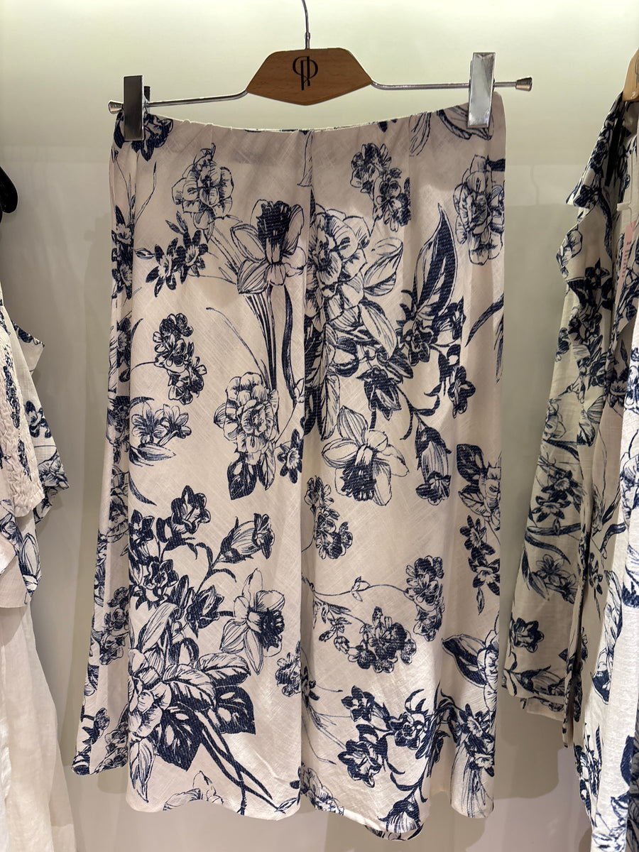 printed skirt/tailored