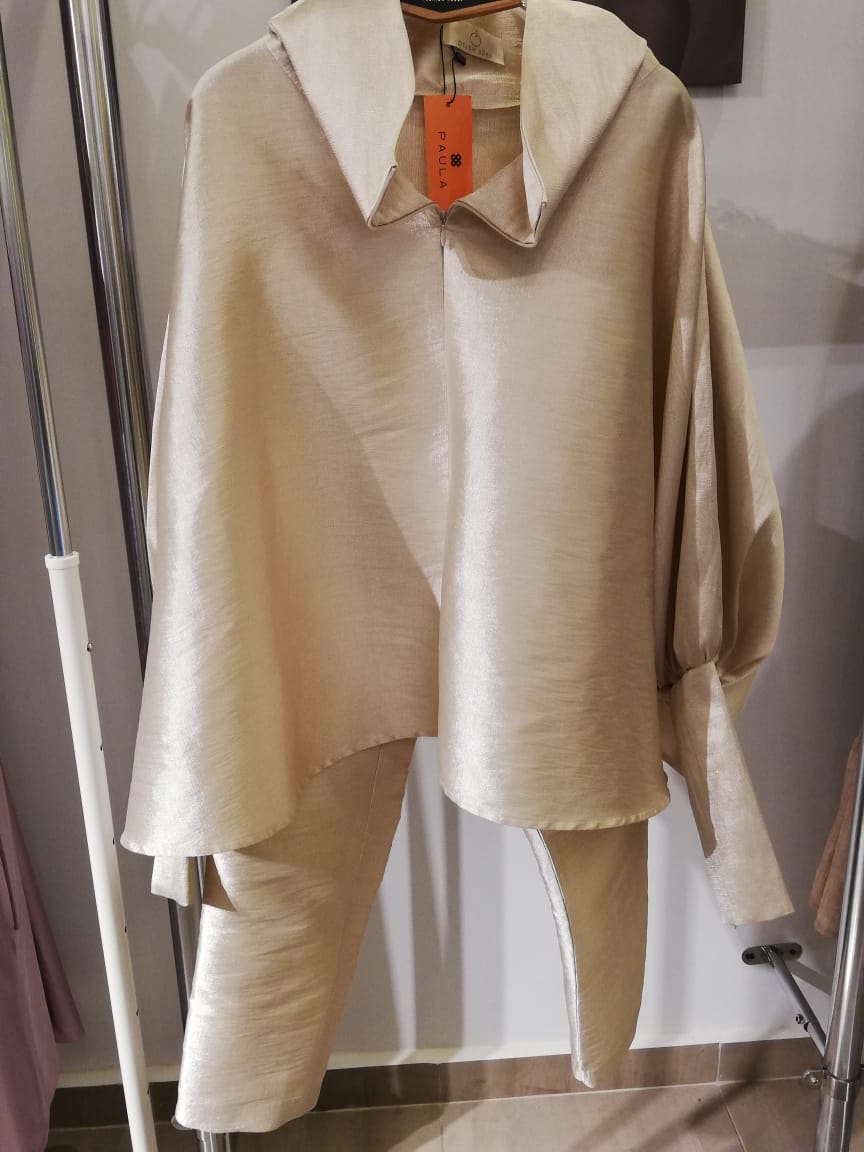 plain gold set with trouser