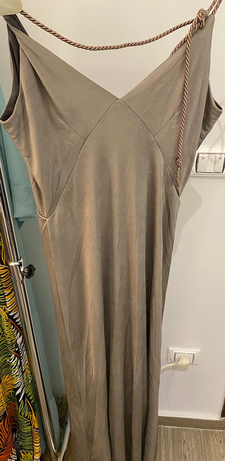 Atalanta V-back maxi dress