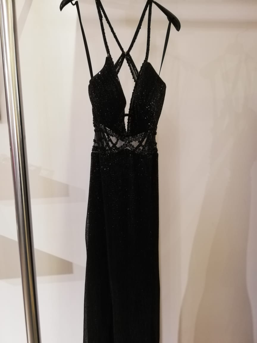 thin shoulders black dress